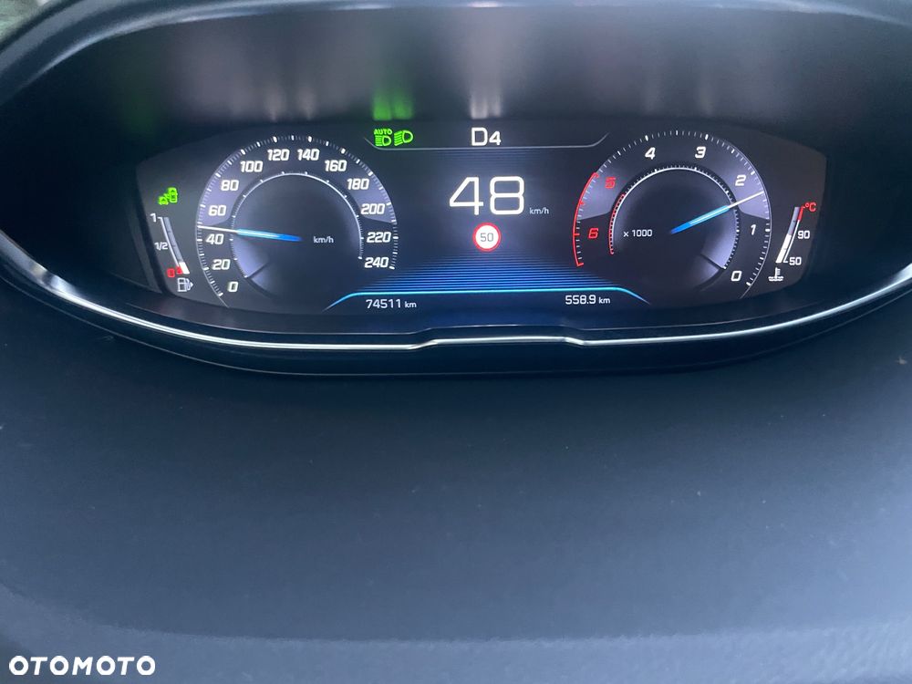 Peugeot 3008 1.5 BlueHDi GT Pack S&S EAT8 - 34