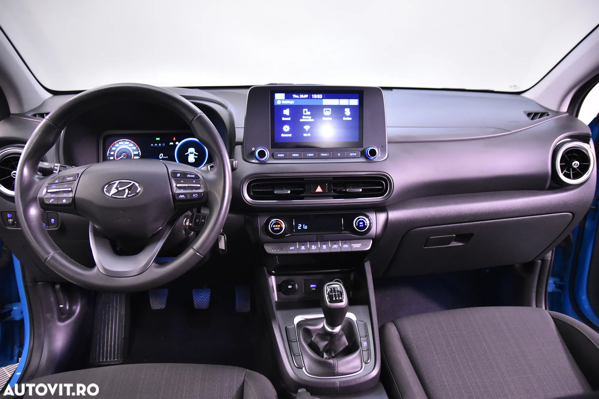 Hyundai KONA - 9