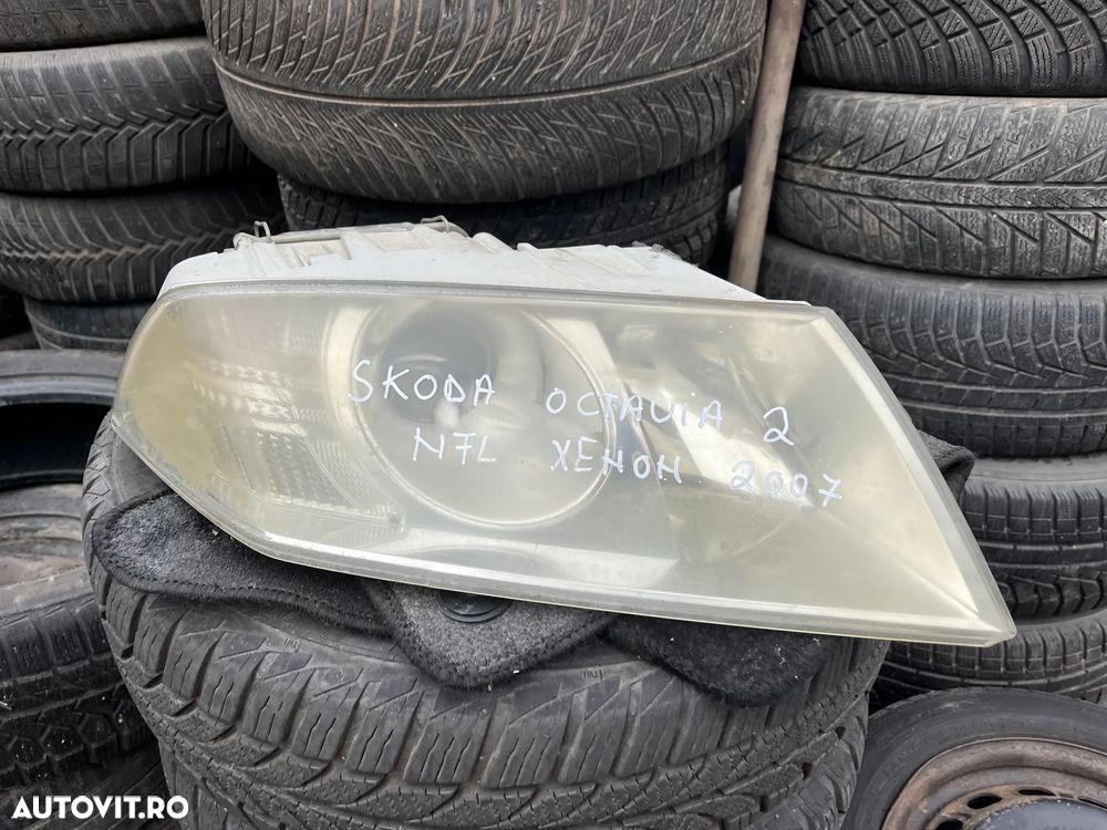 Far dreapta fata Skoda Octavia 2 non facelift xenon Europa - 2