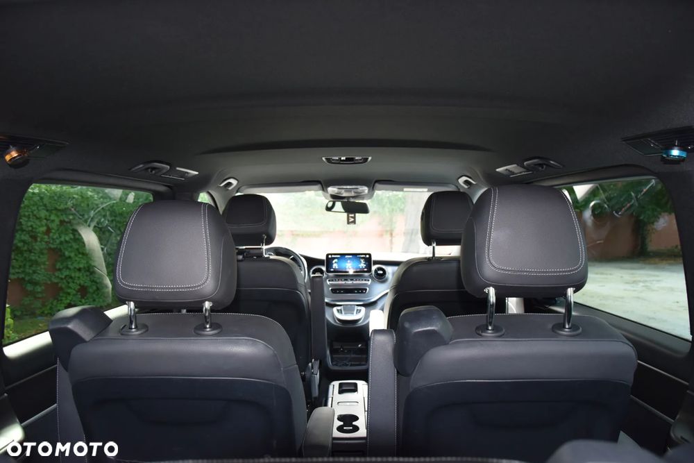 Mercedes-Benz Klasa V 300 d 4-Matic Avantgarde 9G-Tronic (d³ugi) - 21