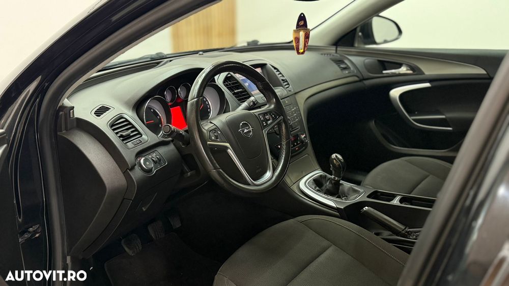 Opel Insignia - 6