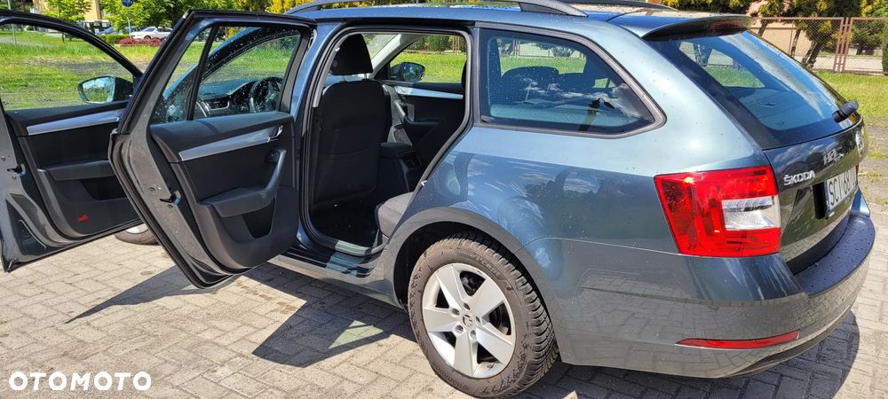 Skoda Octavia 1.4 TSI Ambition - 8