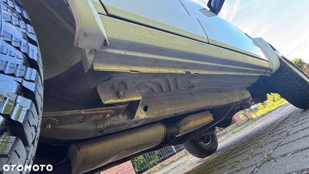 Jeep Cherokee - 17