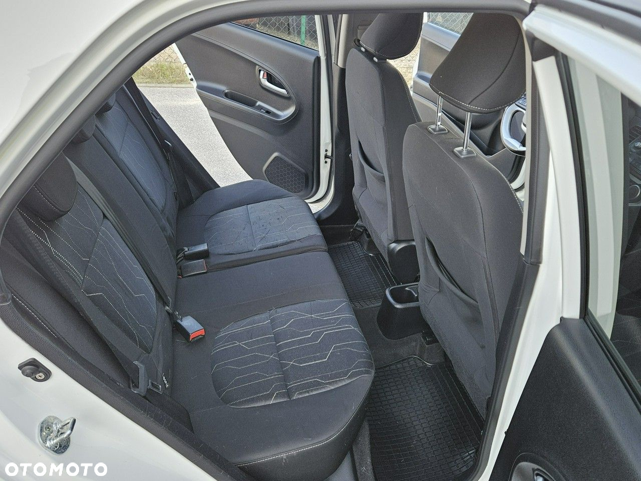 Kia Picanto - 11
