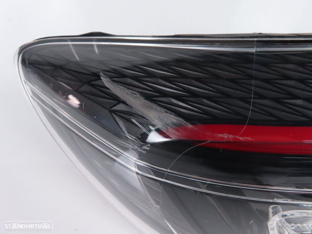 Farolim LED Esquerdo/Trás Usado / Original RENAULT Clio V Hatchback (B7) 2655542... - 2