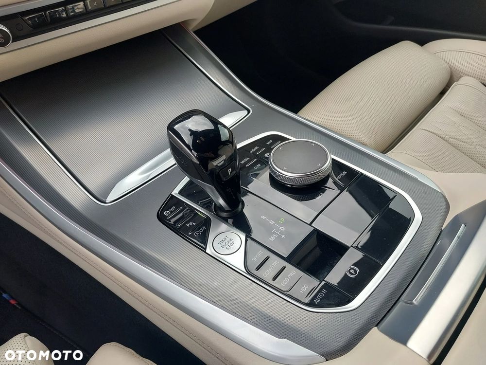 BMW X5 xDrive25d sport - 14