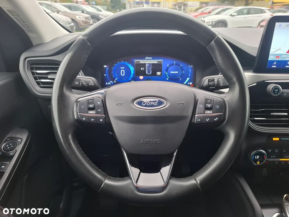 Ford Kuga - 17