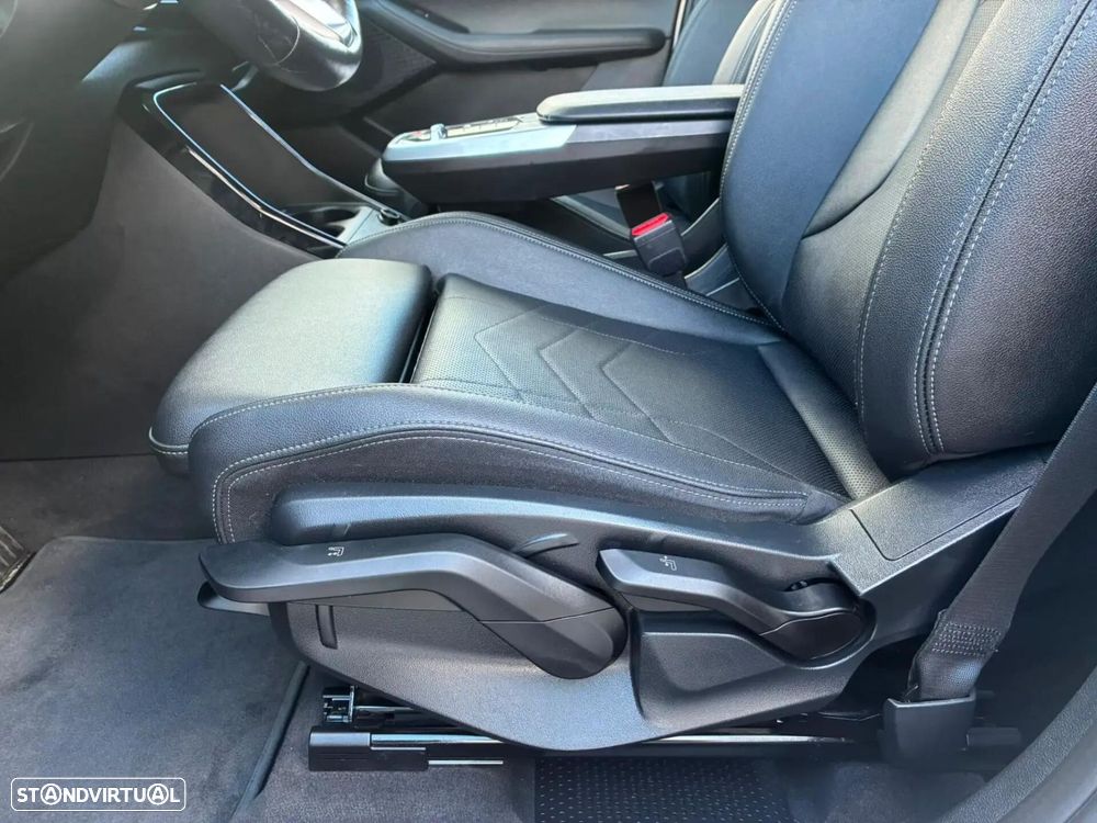 BMW 218 Active Tourer - 12