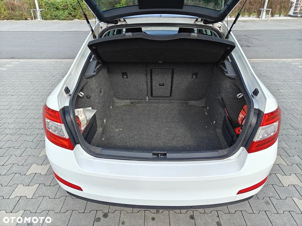 Skoda Octavia 1.6 TDI Active DSG - 11