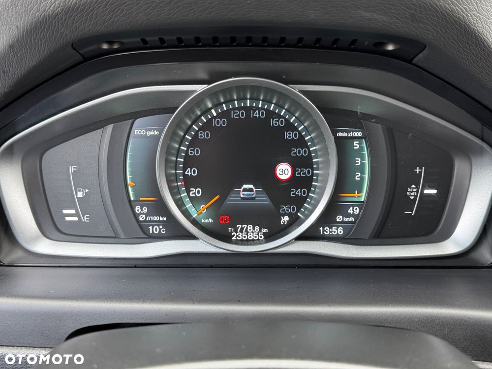 Volvo V70 D4 Summum - 27