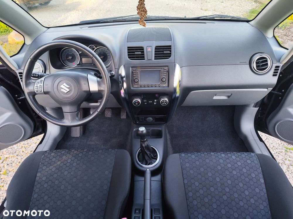 Suzuki SX4 1.6 VVT 4x2 Style - 11