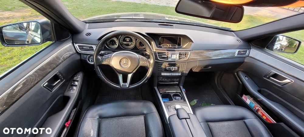 Mercedes-Benz Klasa E 200 7G-TRONIC Elegance - 16