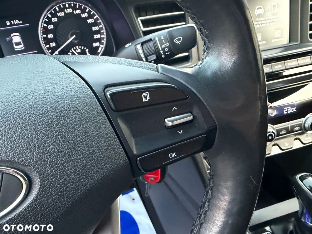 Hyundai Elantra 1.6 Comfort - 26