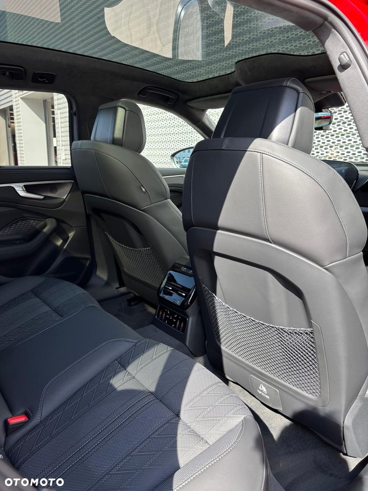 Audi A6 Avant - 17
