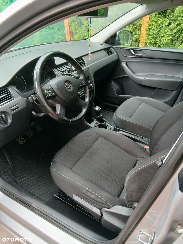 Skoda RAPID - 9