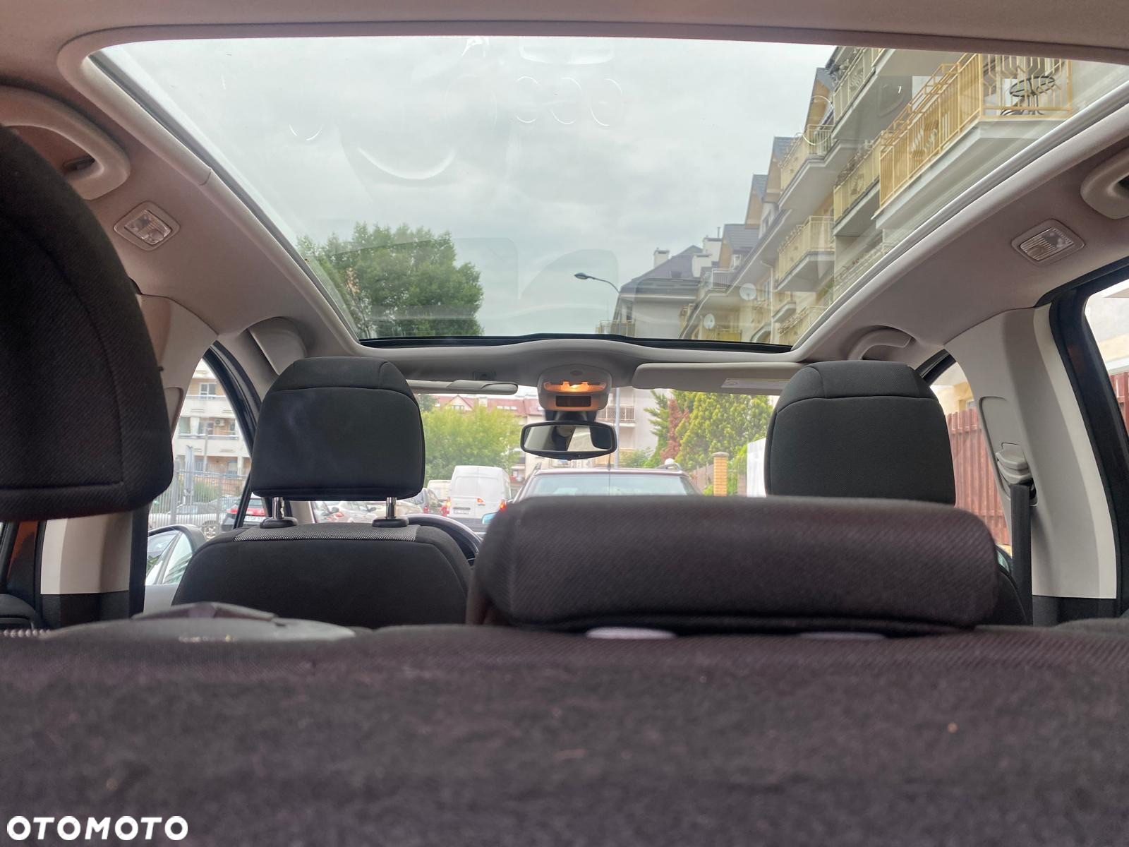 Peugeot 308 1.6 Premium Plus - 20