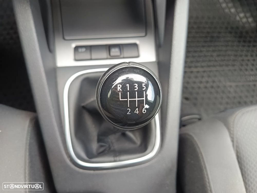 VW Golf 2.0 TDi Sport - 27