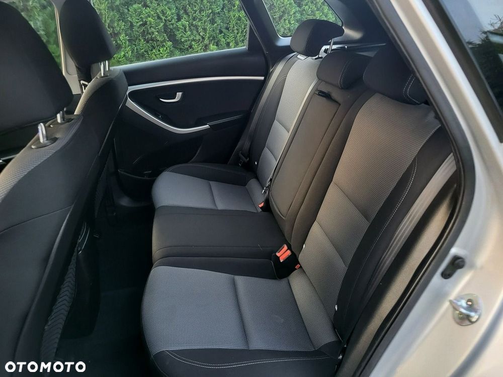 Hyundai i30 - 12