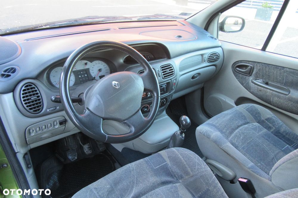 Renault Scenic Megane 2.0 RXI 16V - 4