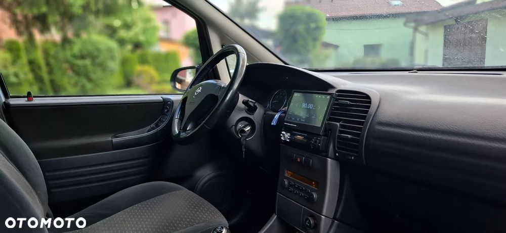 Opel Zafira 1.8 Elegance - 32