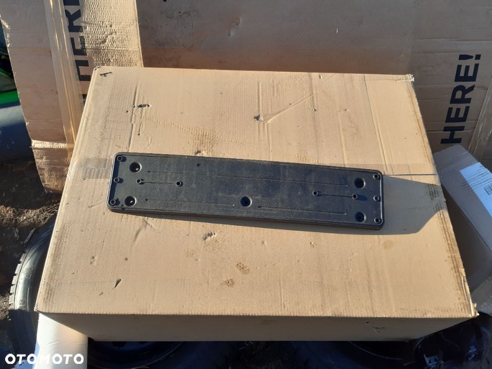 Podkładka pod tablicę rejestracyjną BMW 1 F40 7459871 - 1