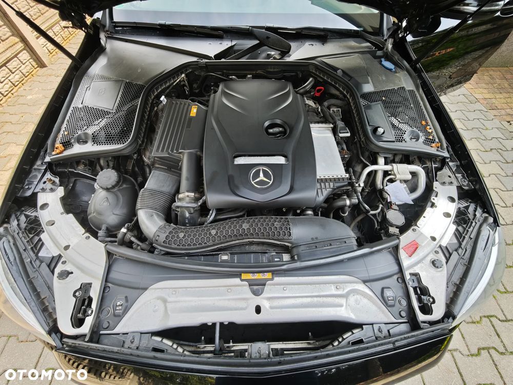 Mercedes-Benz Klasa C 180 9G-TRONIC - 37