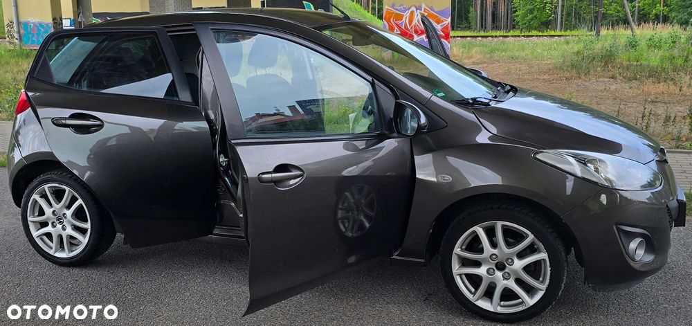 Mazda 2 1.3 MZR Sendo - 12