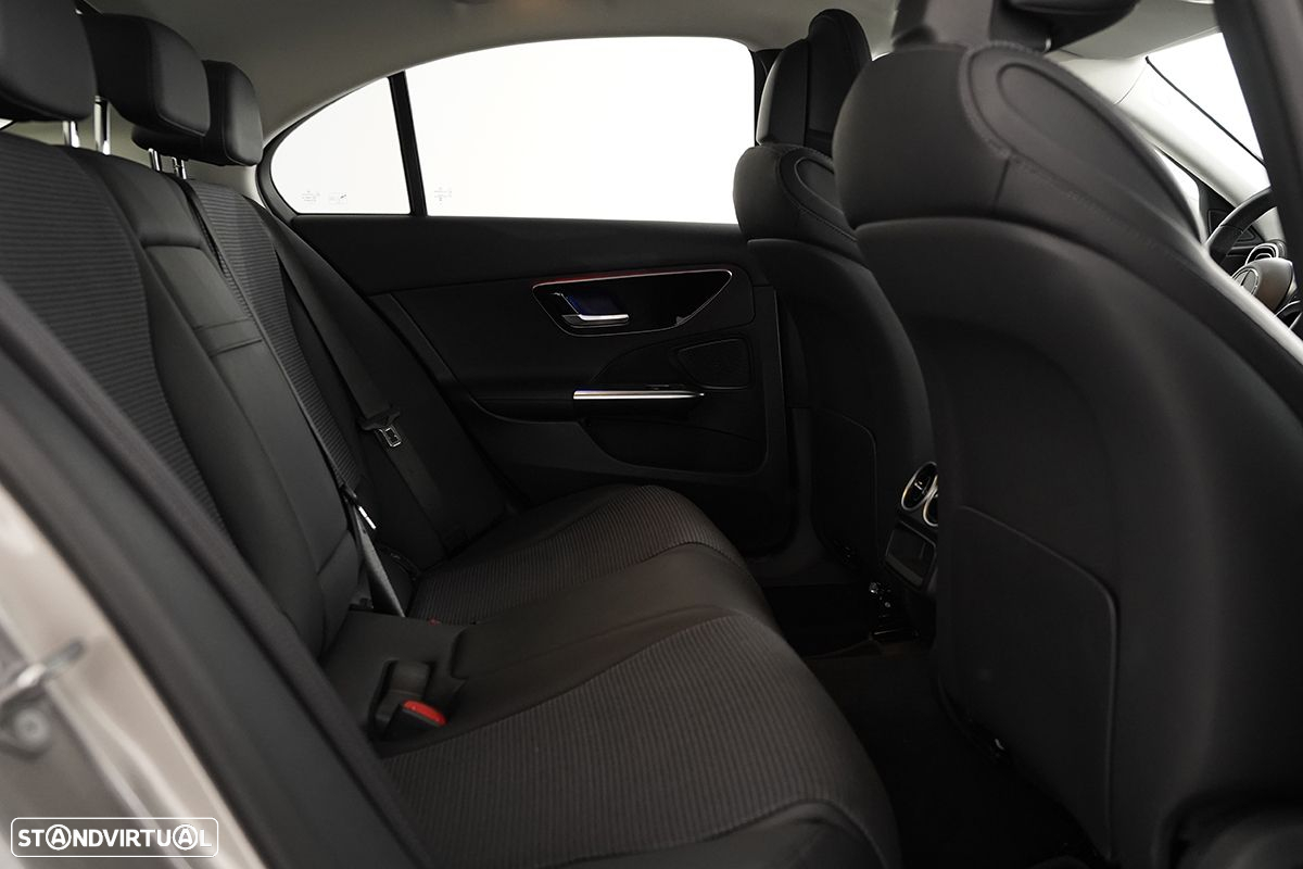 Mercedes-Benz C 220 d Avantgarde - 21