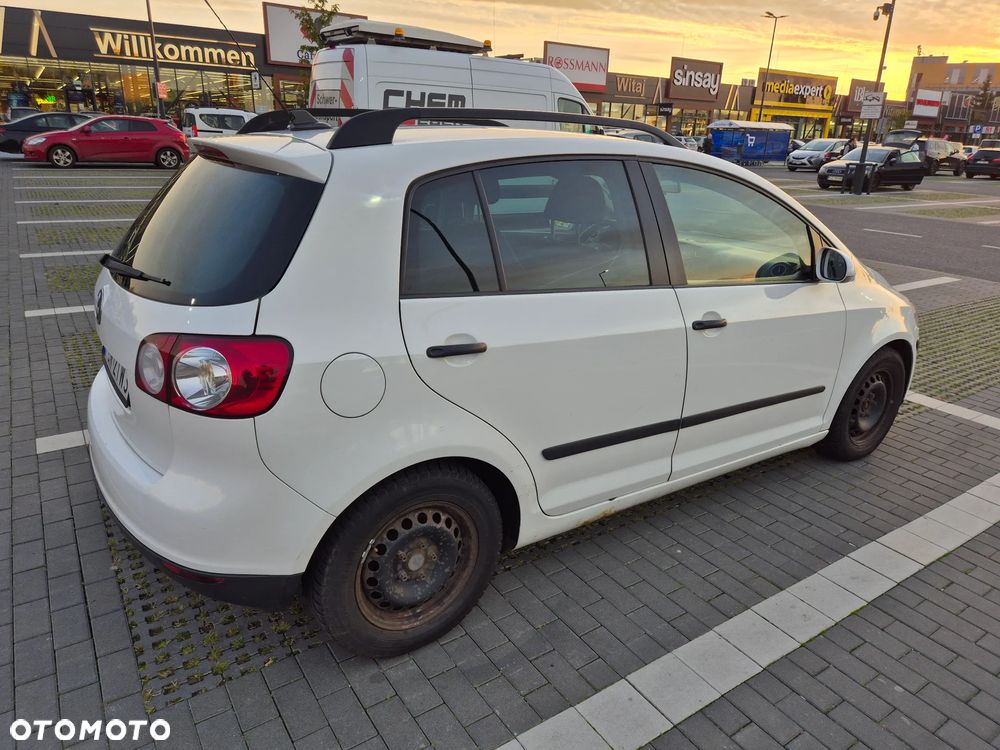 Volkswagen Golf Plus 1.9 TDI DSG Trendline - 7