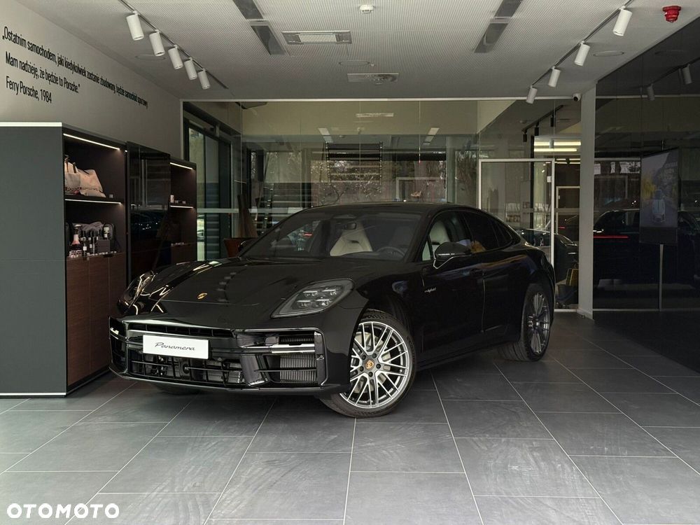 Porsche Panamera - 3