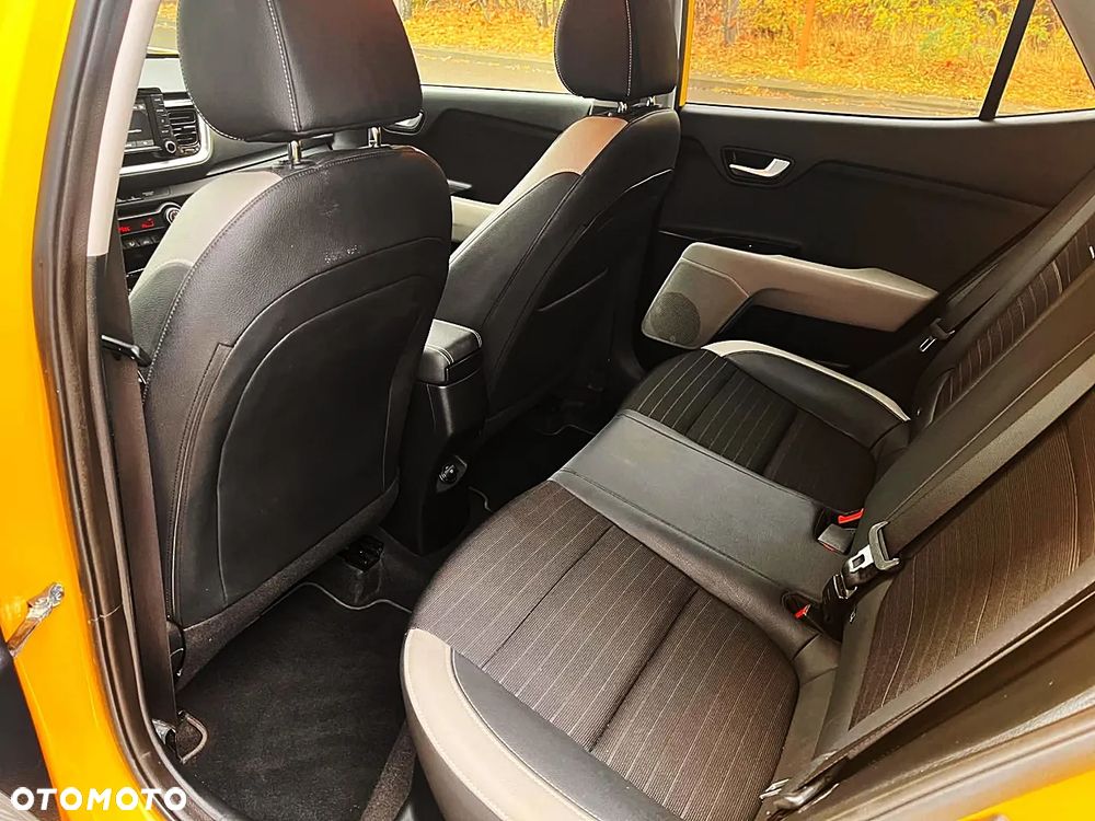 Kia Stonic 1.0 T-GDI L - 12