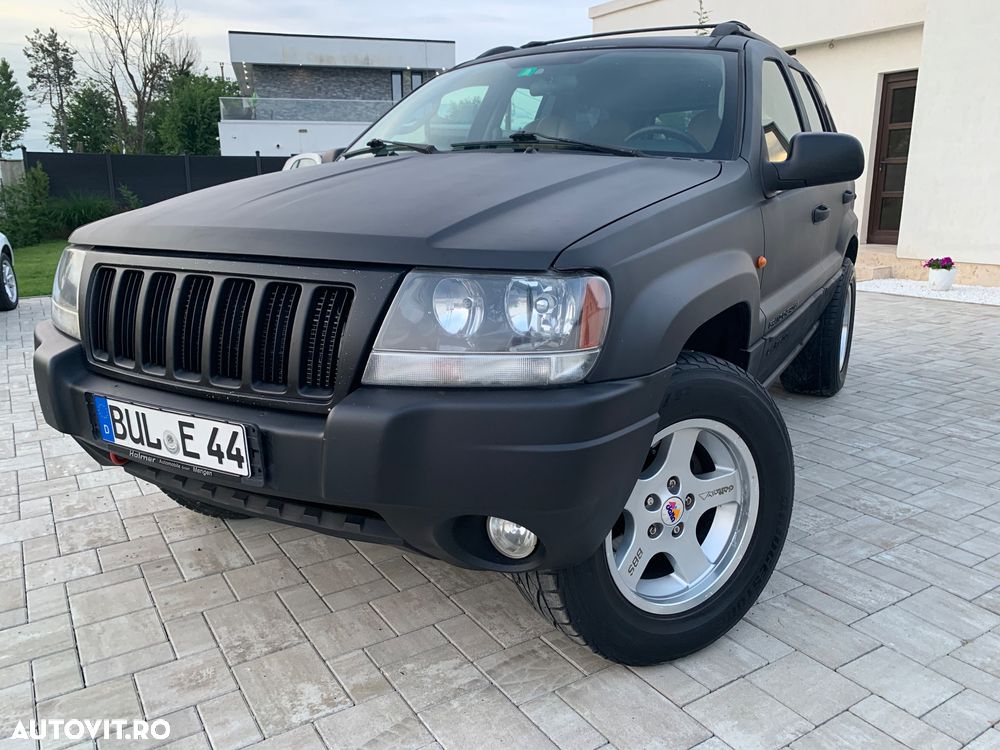 Jeep Grand Cherokee - 9