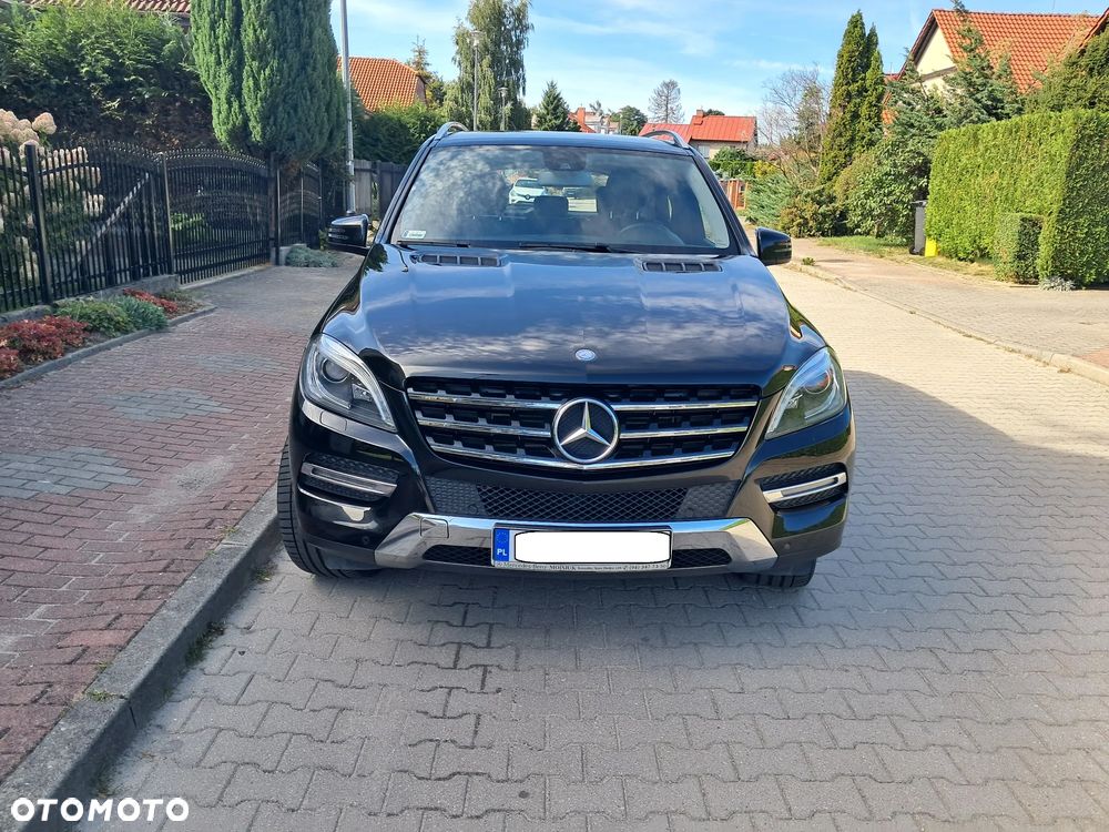 Mercedes-Benz ML 350 BlueTec 4-Matic - 2