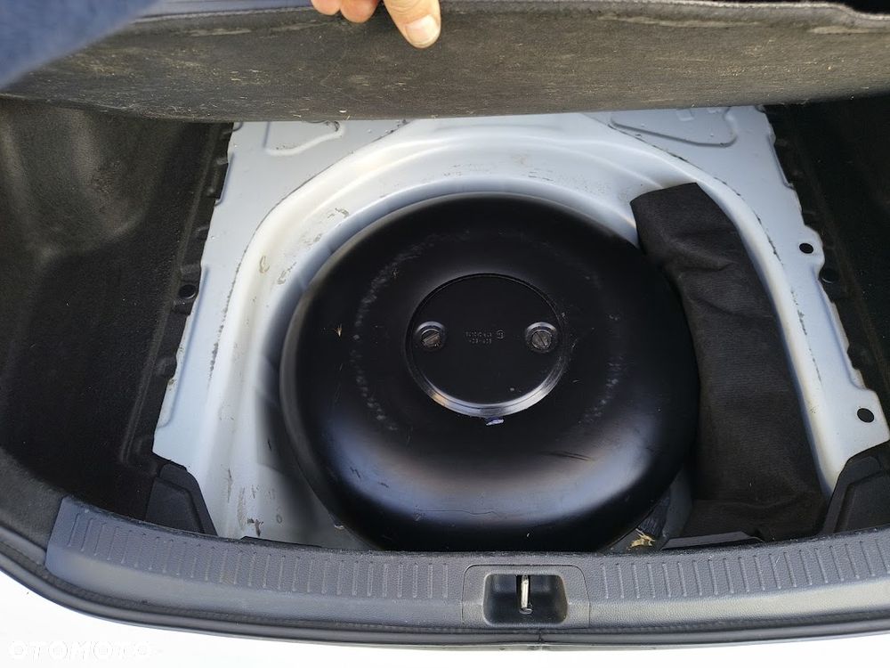 Toyota Corolla 1.8 Hybrid GPF Comfort - 11