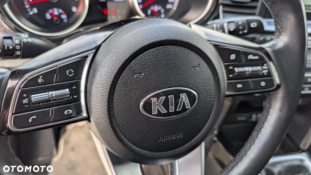 Kia Ceed 1.4 T-GDI OPF Platinum Edition - 12