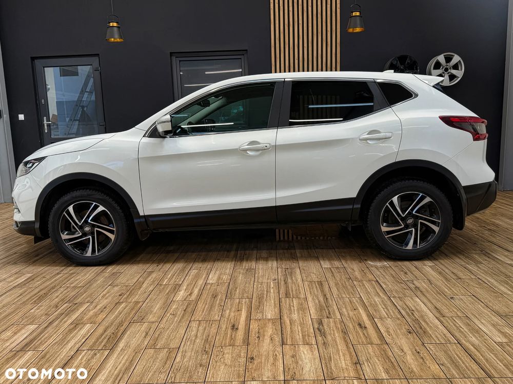 Nissan Qashqai 1.3 DIG-T N-Connecta EU6d - 11