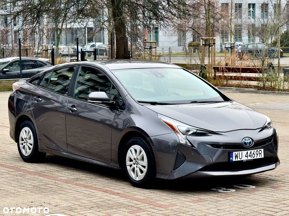Toyota Prius 1.8 Hybrid Prestige - 1
