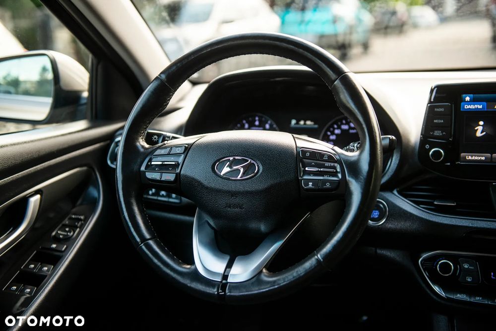 Hyundai i30 1.4 T-GDI Comfort DCT - 32