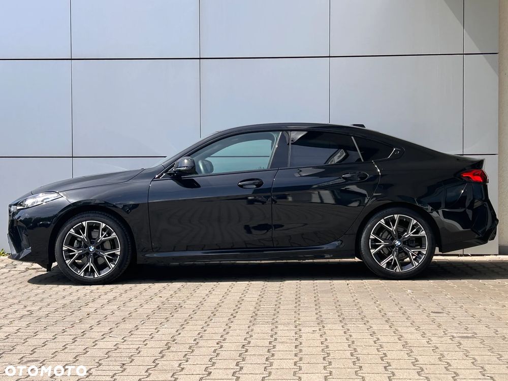 BMW Seria 2 220d mHEV - 9