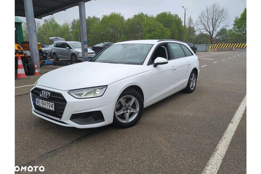 Audi A4 Avant - 1
