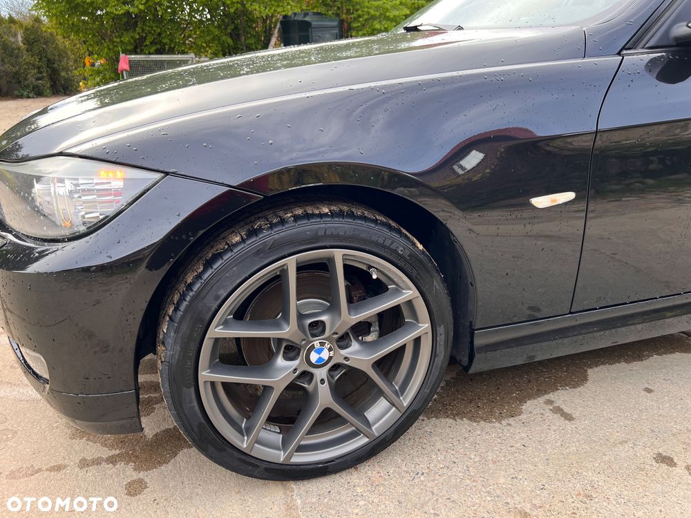BMW Seria 3 318i - 9