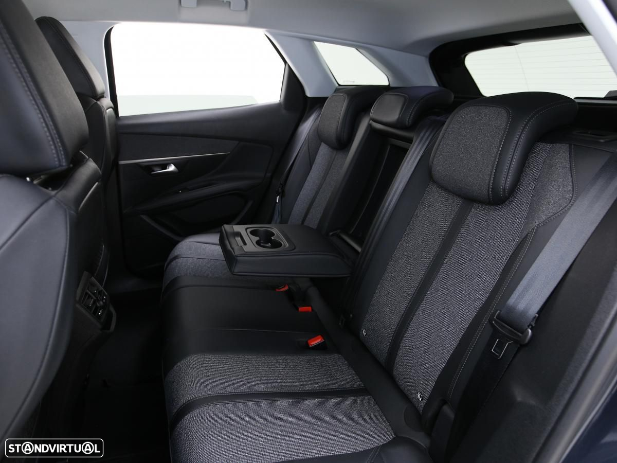 Peugeot 3008 1.5 BlueHDi Allure - 8