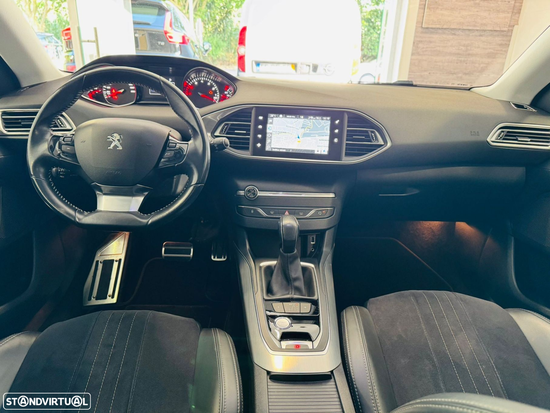 Peugeot 308 SW PureTech 130 EAT6 Stop & Start Allure - 8