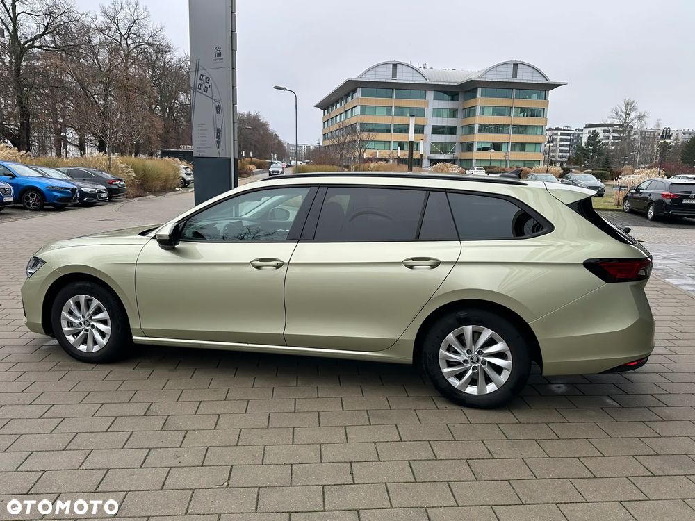 Skoda Superb 1.5 TSI Ambition DSG - 9