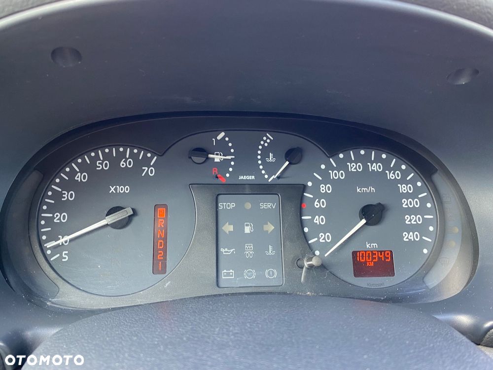 Renault Clio - 17