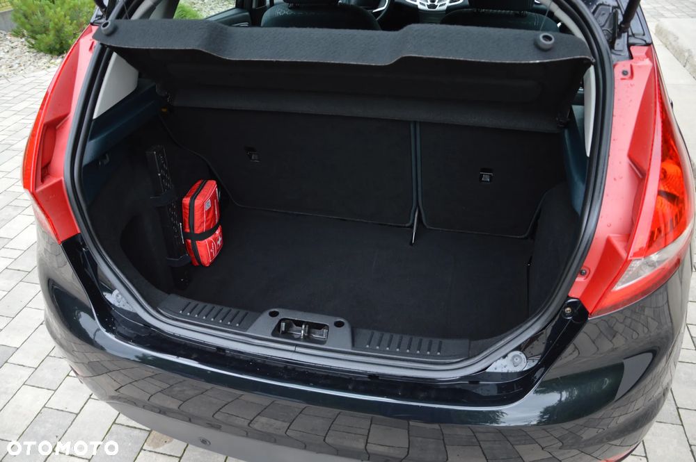 Ford Fiesta 1.4 Titanium EU5 - 9