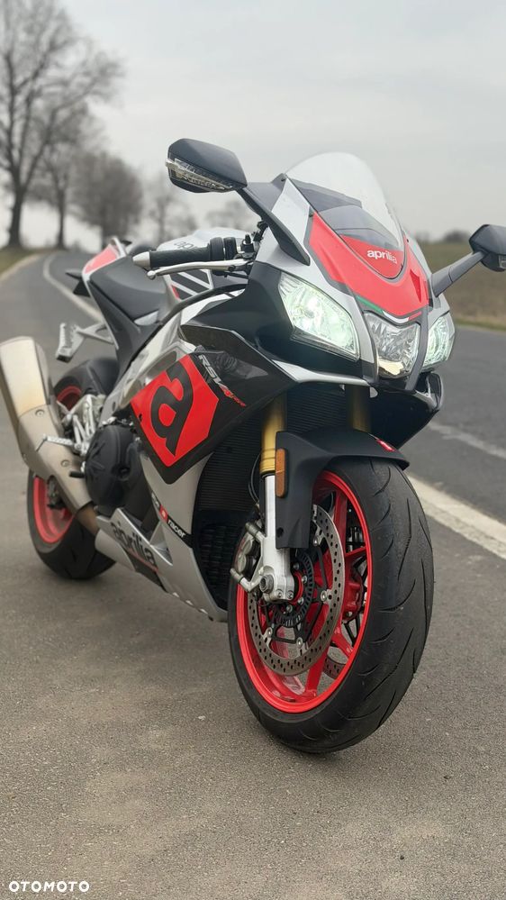 Aprilia RSV - 10