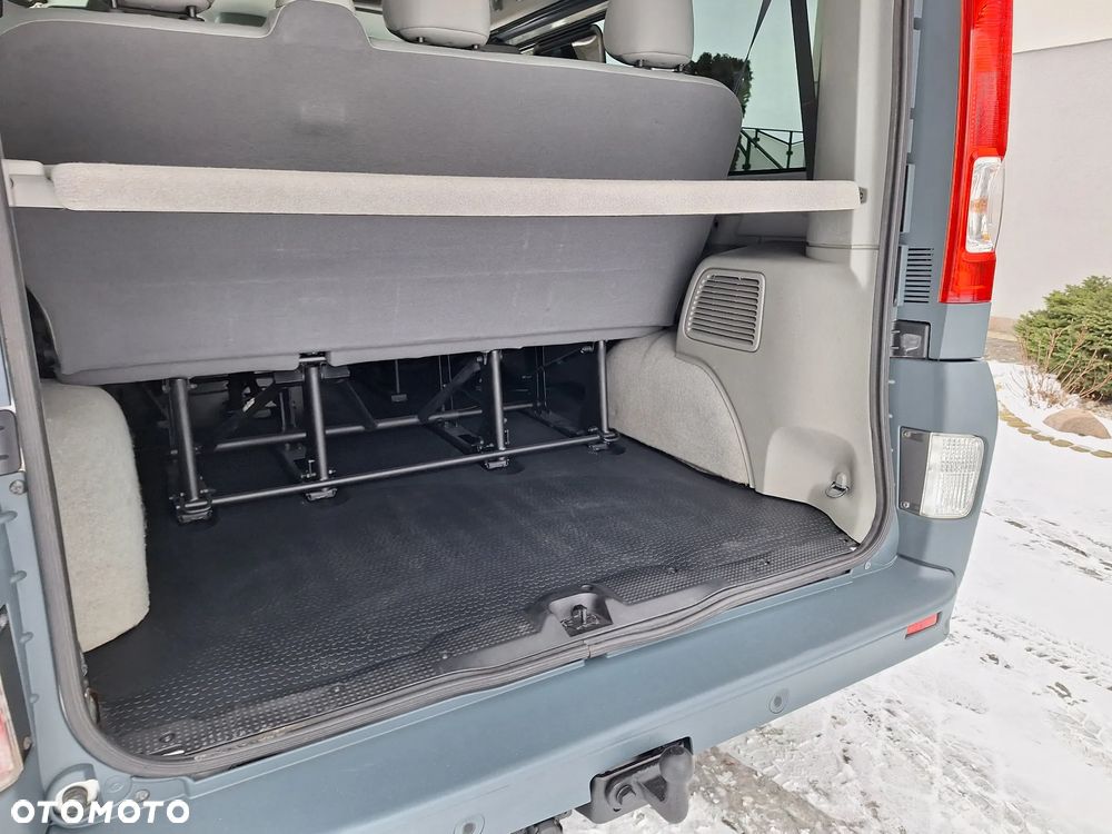 Opel Vivaro L1H1 DPF Tour Cosmo - 19