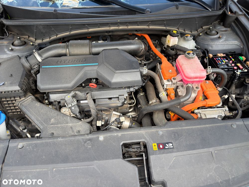 Hyundai Tucson 1.6 T-GDi 48V Platinum 4WD DCT - 9