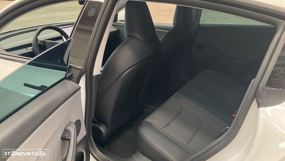 Tesla Model 3 Long Range RWD - 5